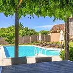 Stunning In Montferrand-du-perigor Semesterbostad *