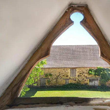 In Montferrand-du-perigor With Kitchen *